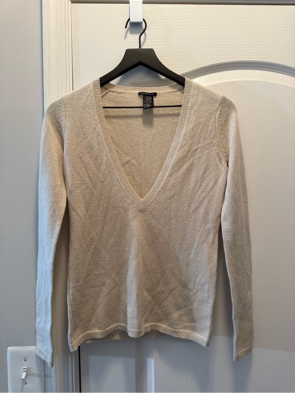 Theory Cream Ribbed V-Neck Sweater